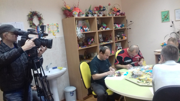 12 октября 2017 года Центр посетила съемочная группа телеканала «Луганск 24» с целью подготовки ролика  о работе группы, которая проходит реабилитацию на данный момент